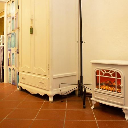 Nel Cuore Di PisaMonolocale In Palazzo Storico. Luaran gambar