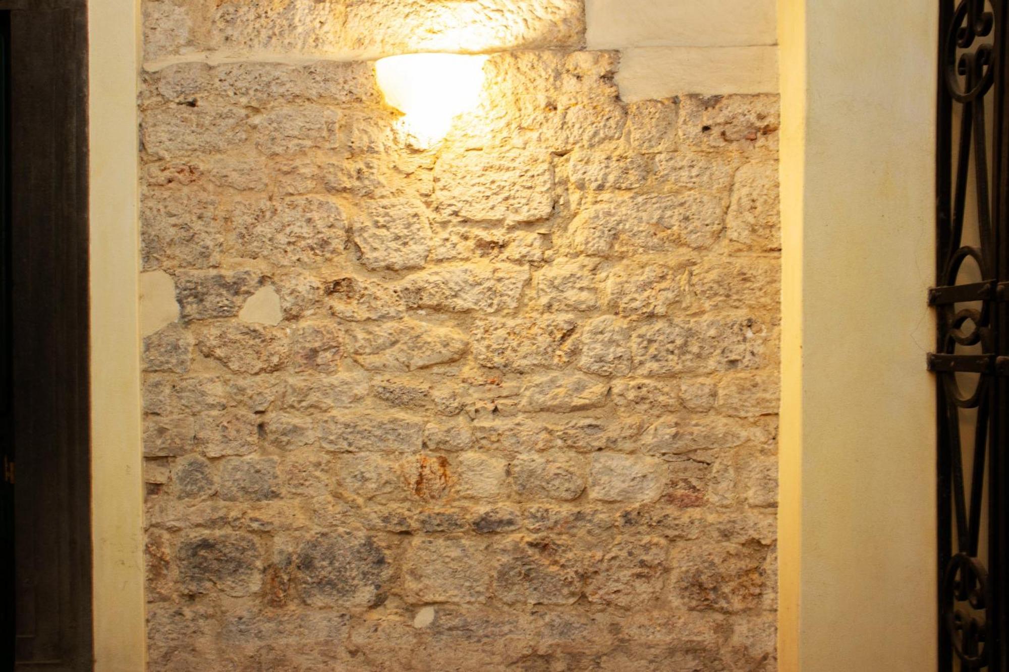 Nel Cuore Di PisaMonolocale In Palazzo Storico. Luaran gambar