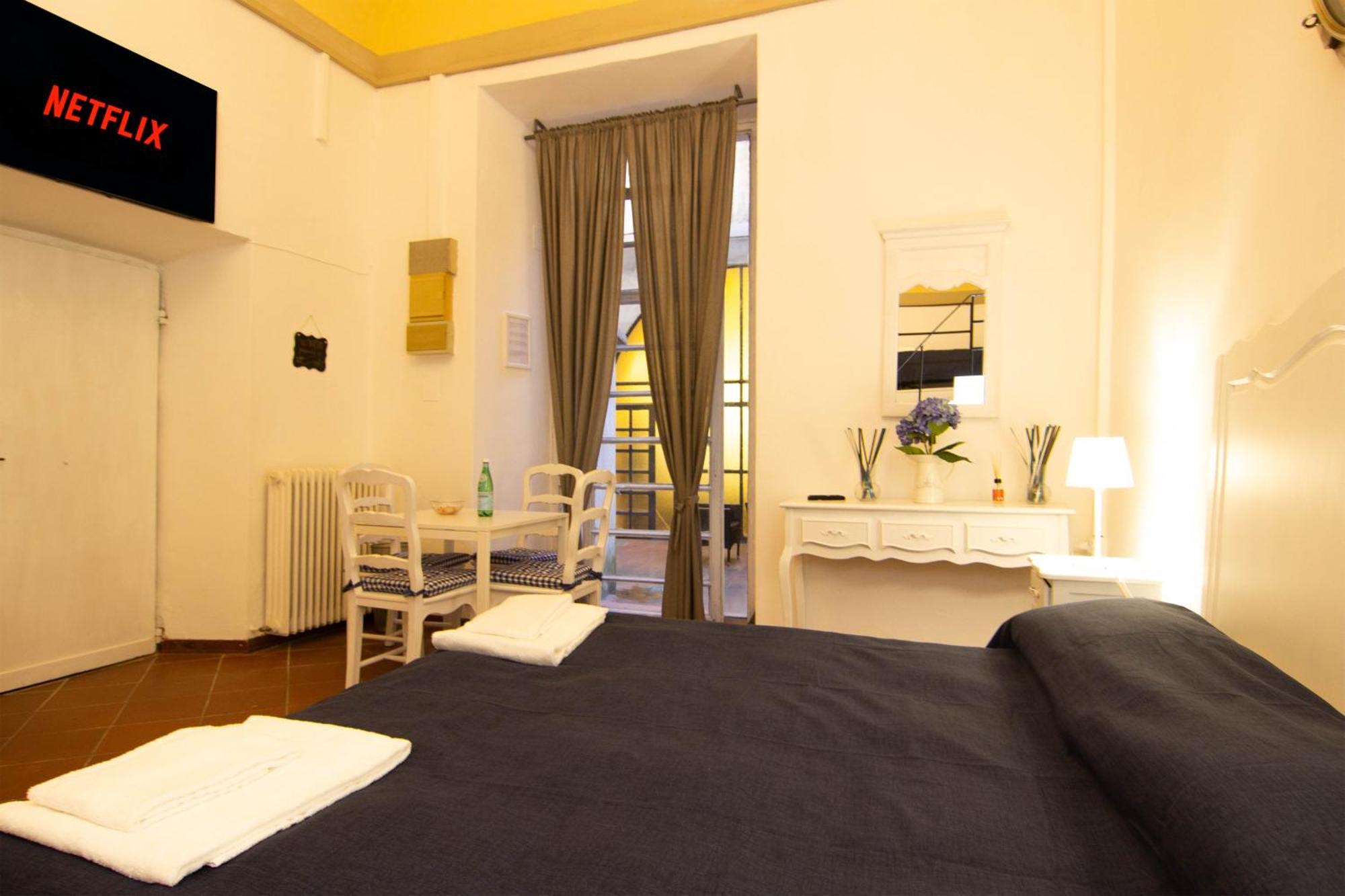 Nel Cuore Di PisaMonolocale In Palazzo Storico. Luaran gambar